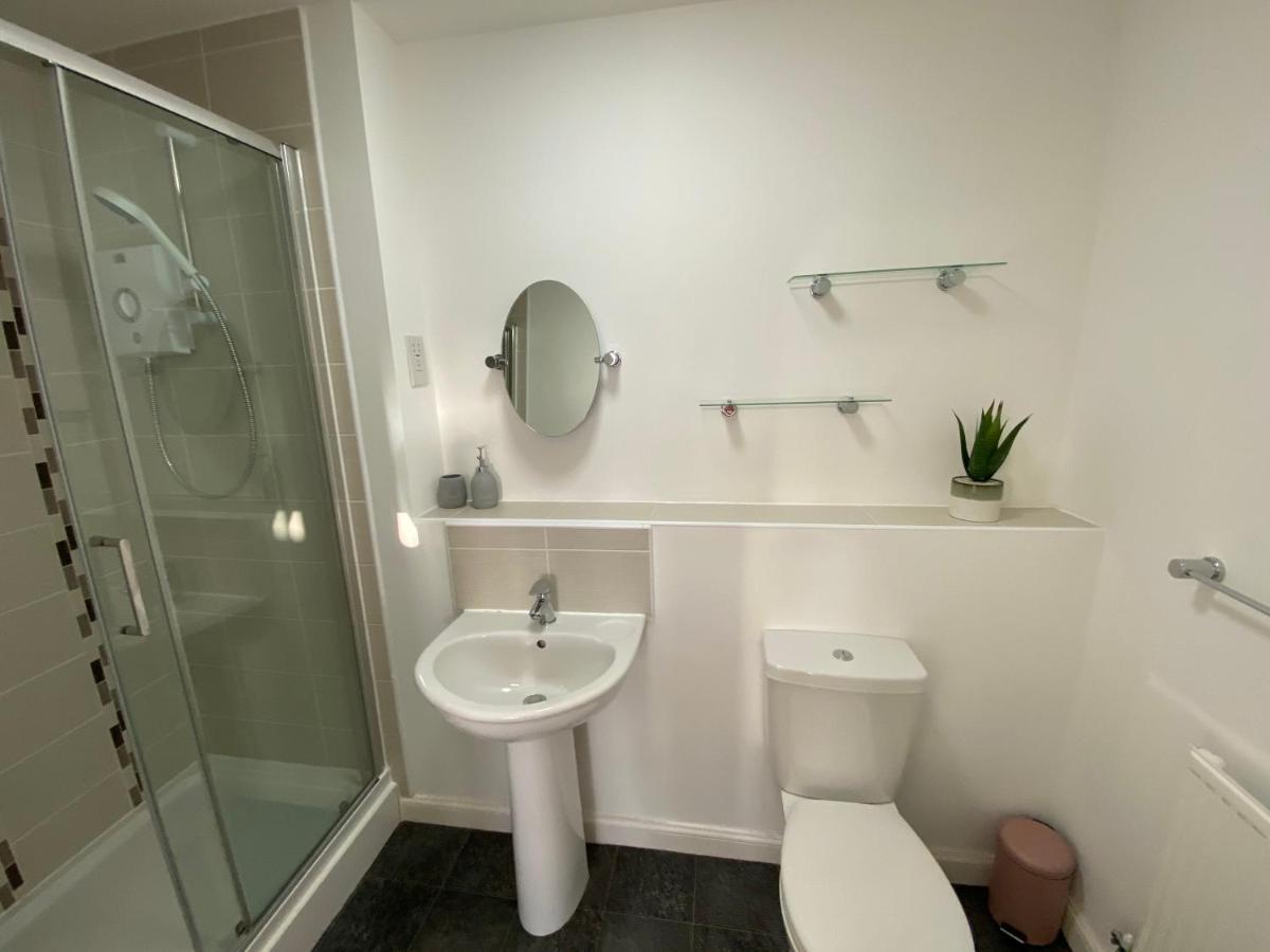 Cathedral View Apartment Coventry Bagian luar foto