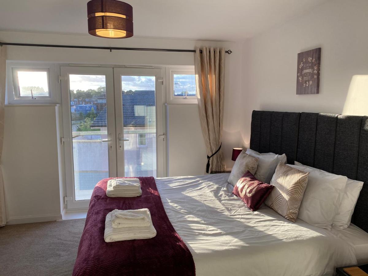 Cathedral View Apartment Coventry Bagian luar foto