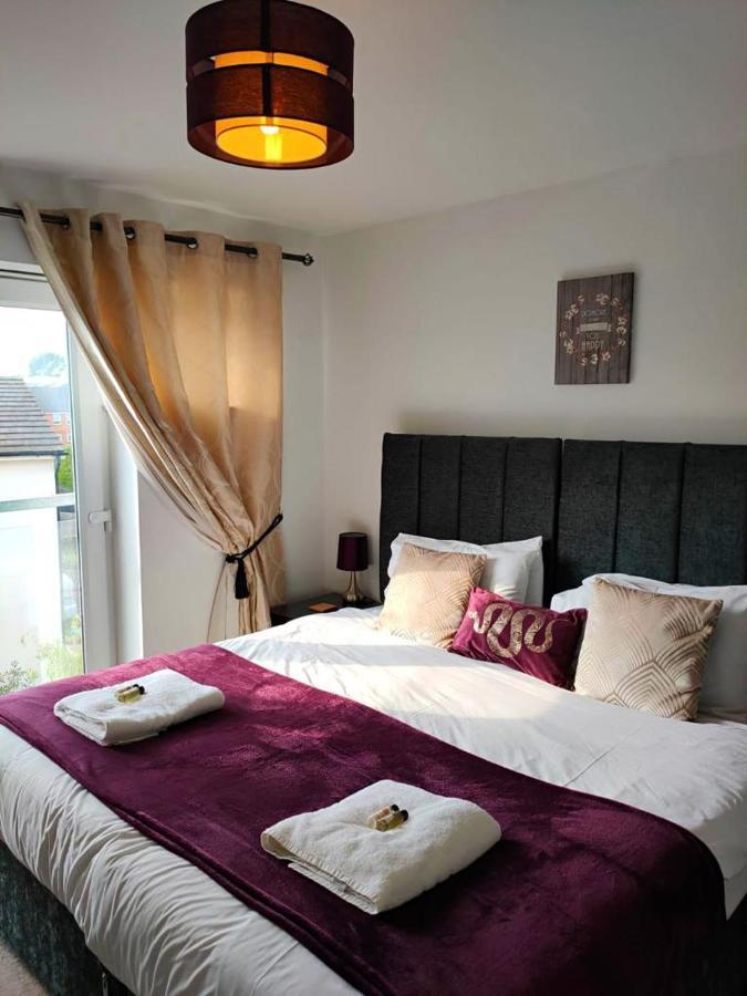 Cathedral View Apartment Coventry Bagian luar foto